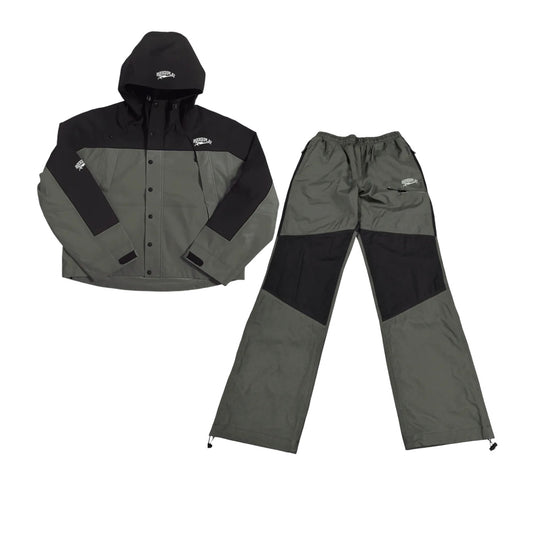 RoughPlay🩹Water resistance tracksuit (ARMY)