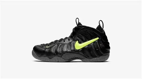 Nike Air Foamposite Pro "Voltage"