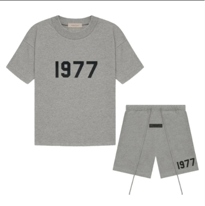 Essential "1977" Dark Oatmeal Adult set